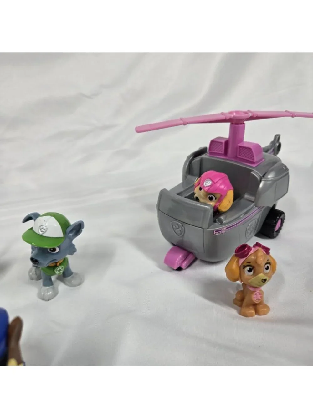Paw Patrol Action Toys Figures Lot of 8 & Skye's Helicopter